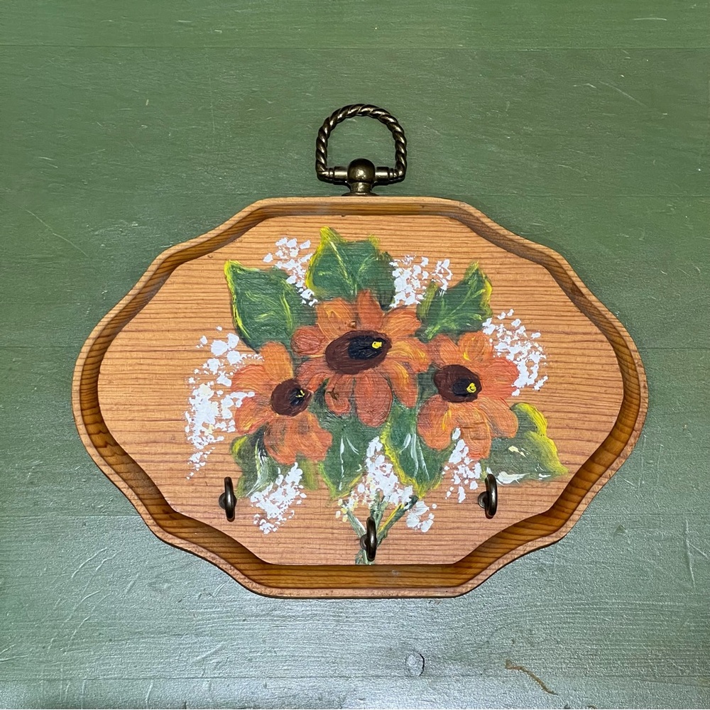 Vintage Floral Wooden Key Holder Wall Hanging Organizer
